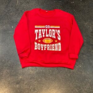 Go Taylors Boyfriend pullover. Sz3x good condition